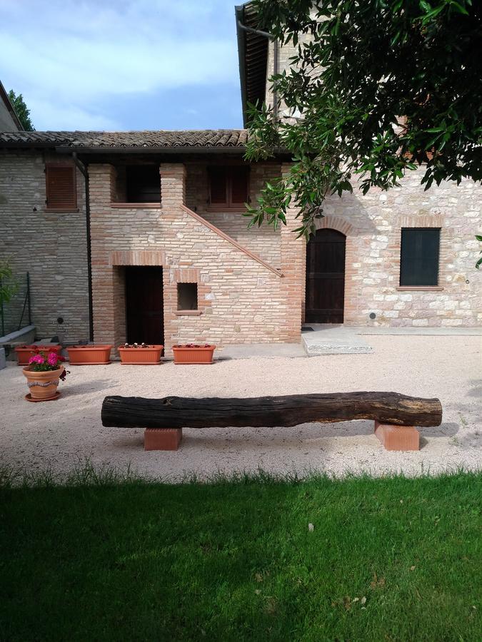 Agriturismo"Il Sagrato Di Assisi" Appartamenti,Camere Exterior foto